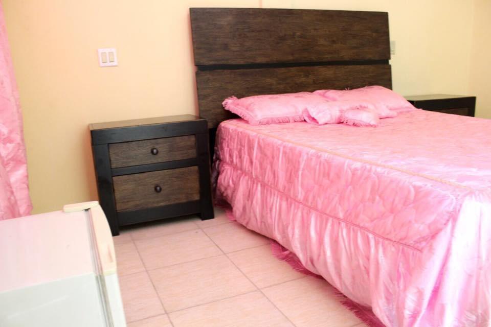 Auberge Pont-Gaudin Gonaives エクステリア 写真