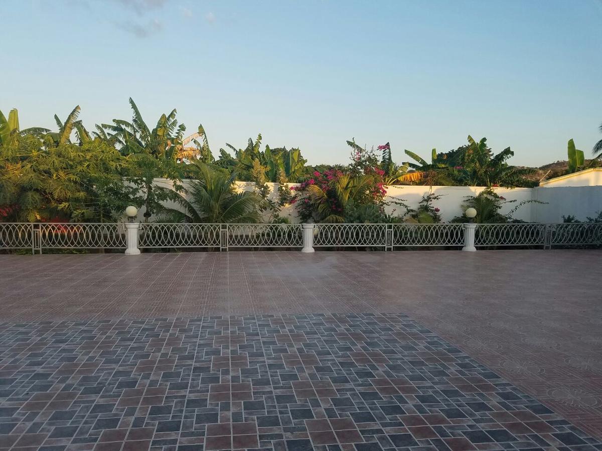 Auberge Pont-Gaudin Gonaives エクステリア 写真